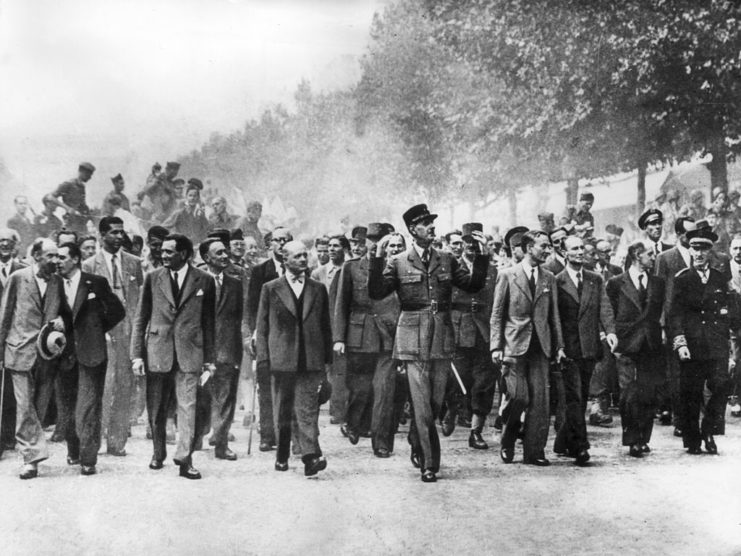 Charles de Gualle leading a crowd 