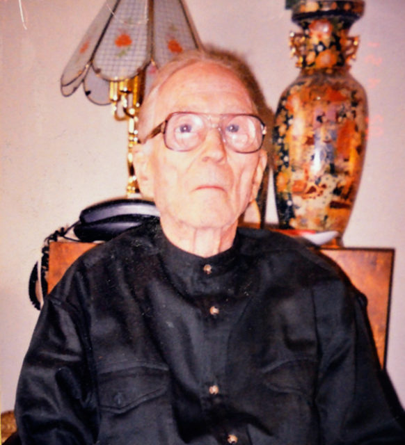 Anatoly Shapiro as an elderly man