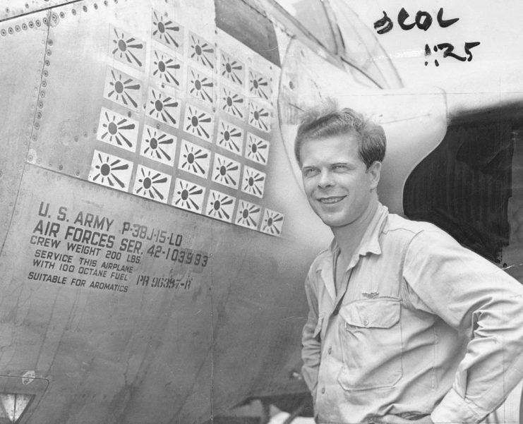 Richard Bong standing next to his airplane