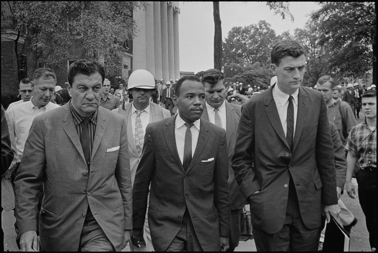 US Marshals escorting James Meredith to his first day of class