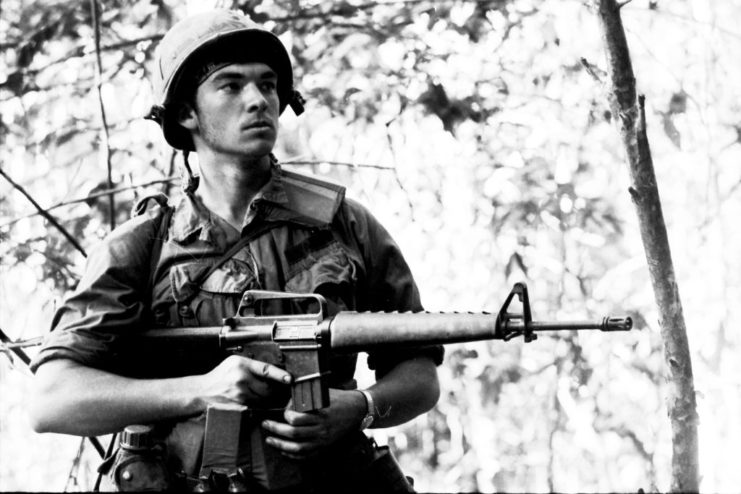 US soldier holding an M16 rifle