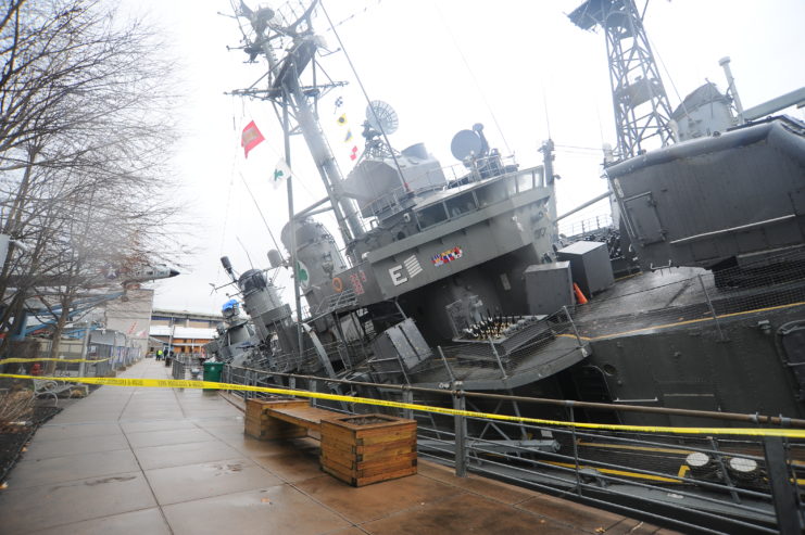 USS The Sullivan Sinking after pump failure