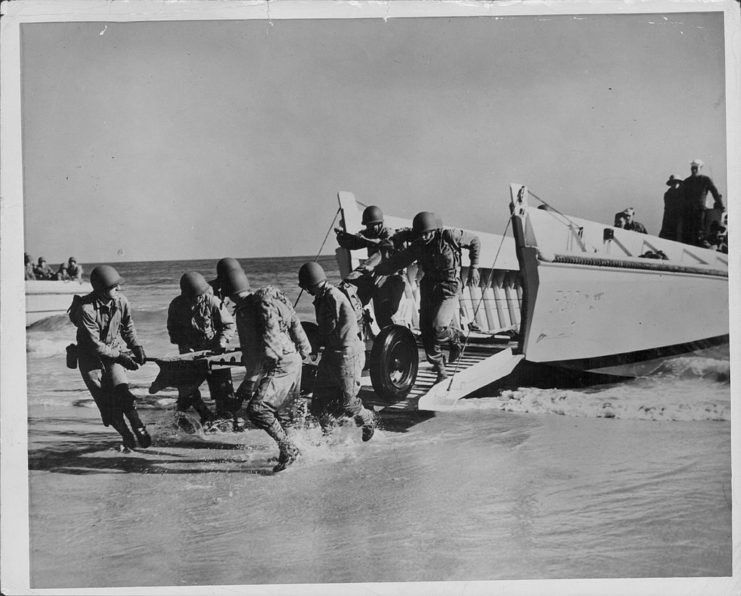 US troops landing on the beach of Normandy