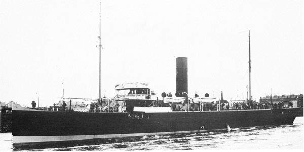 The HMS Tamarisk, the first British vessel used as a Q-Ship 