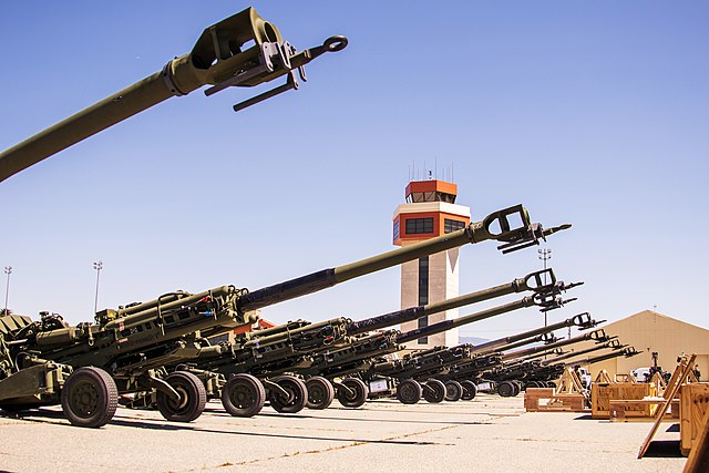 Row of M777 howitzers
