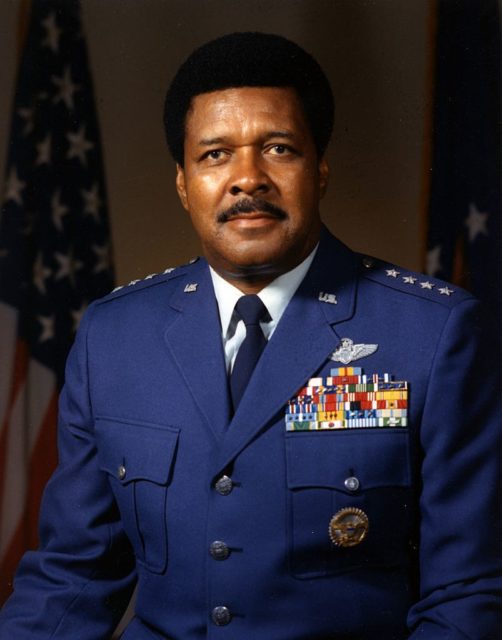 Military portrait of Gen. Daniel James Jr.