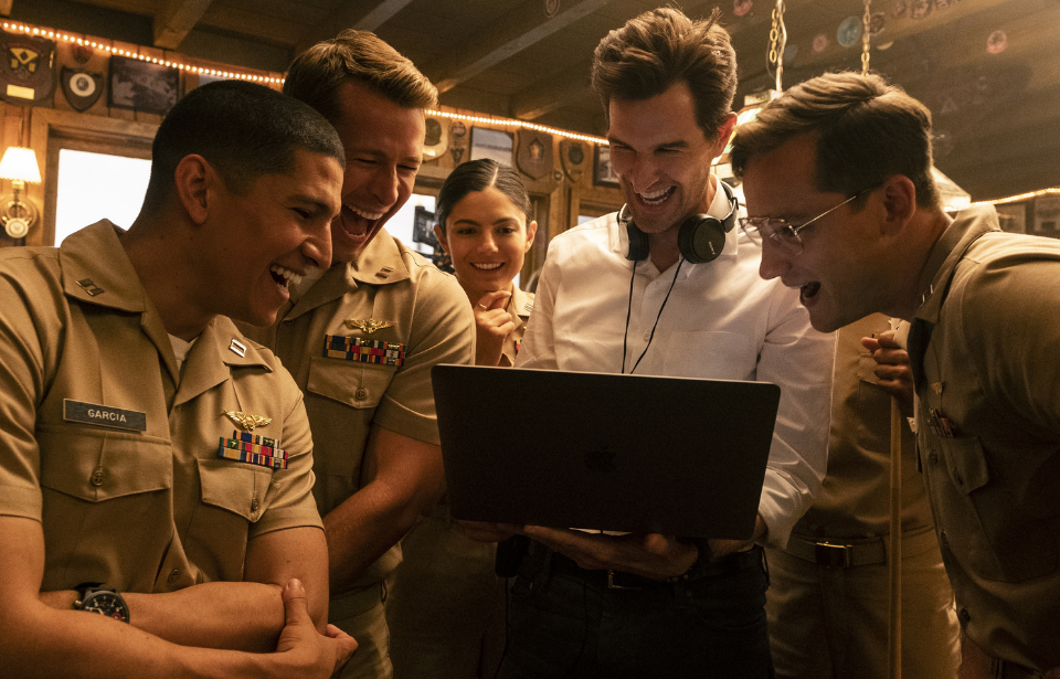 Behind-the-scenes image from 'Top Gun: Maverick'