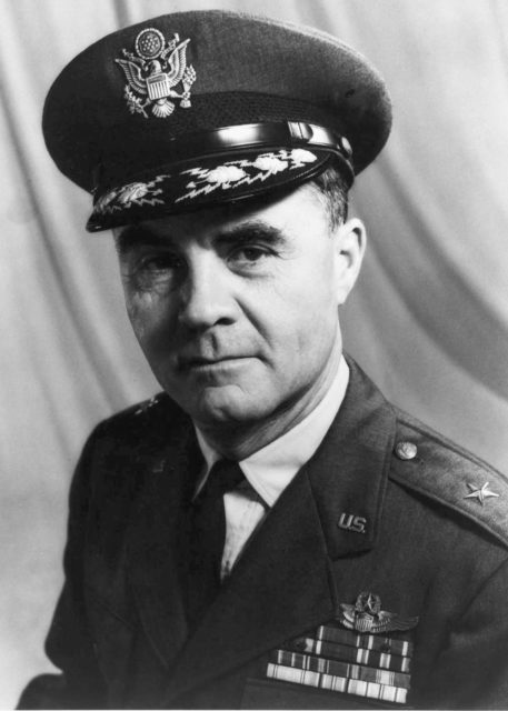 Military portrait of Paul Tibbets