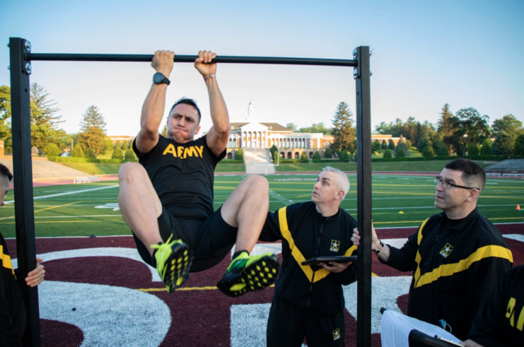 US Army soldier performing a leg tuck