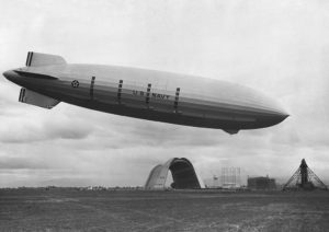 USS Macon (ZRS-5) hovering over Moffet Field