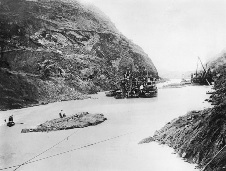 Machinery in the middle of the Panama Canal