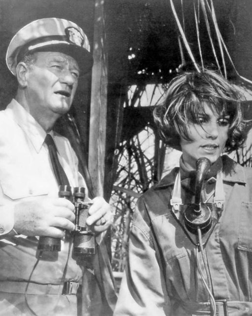 John Wayne and Paula Prentiss as Rockwell Torrey and Beverley McConnell in 'In Harm's Way'