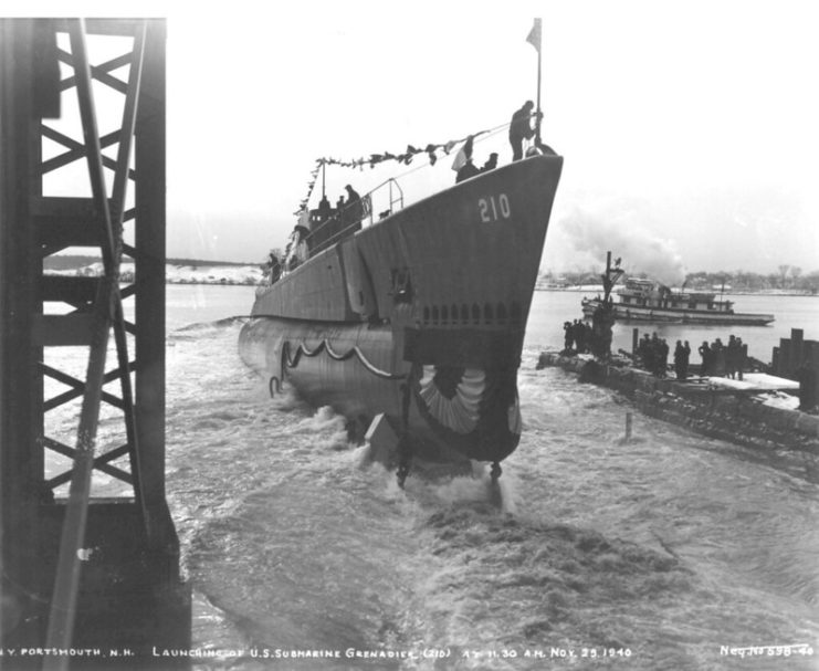 USS Grenadier (SS-210) being launched