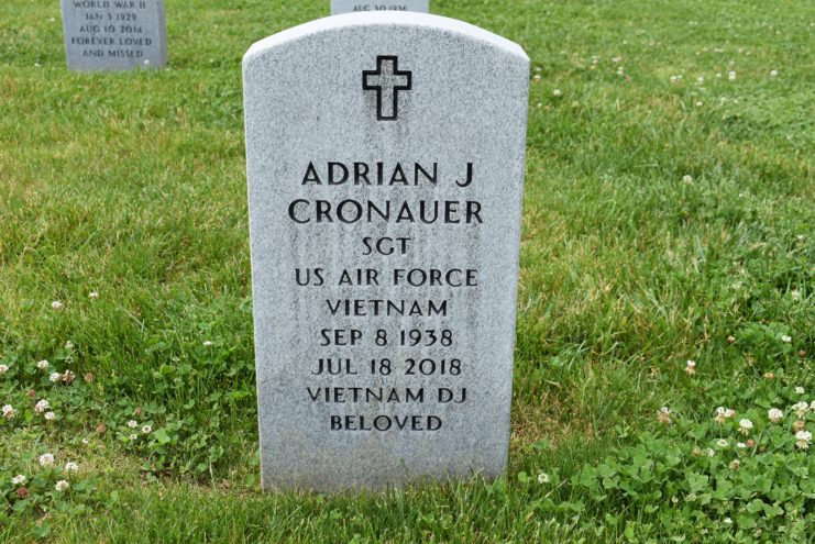 Adrian Cronauer's gravestone at Southwest Virginia Veterans Cemetery