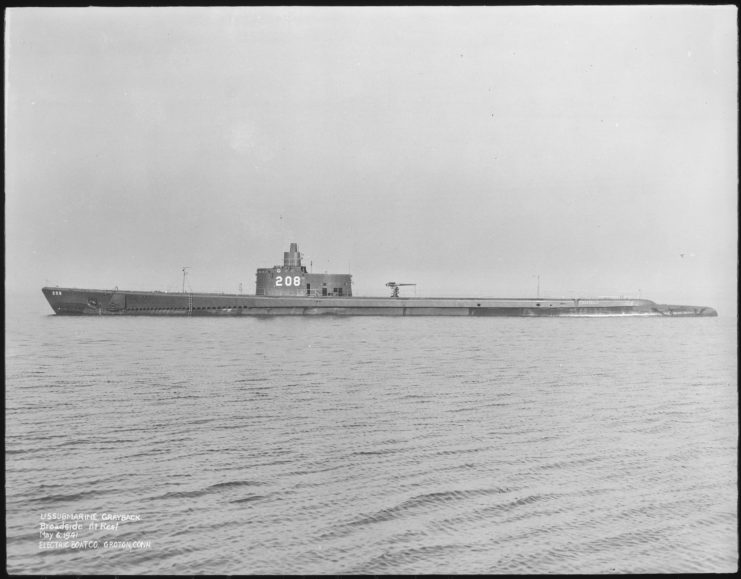 USS Grayback (SS-208) surfacing at sea