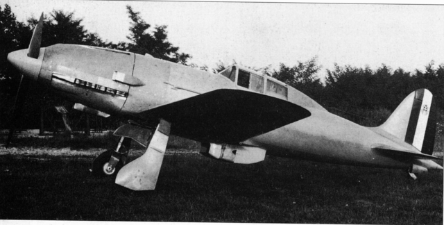 Macchi C.202 Folgore prototype parked outside