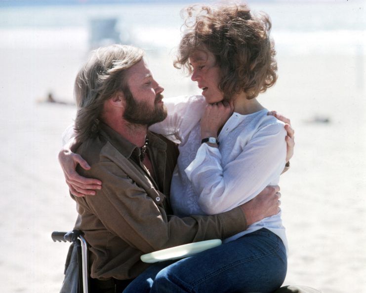 Jon Voight and Jane Fonda as Luke Martin and Sally Hyde in 'Coming Home'