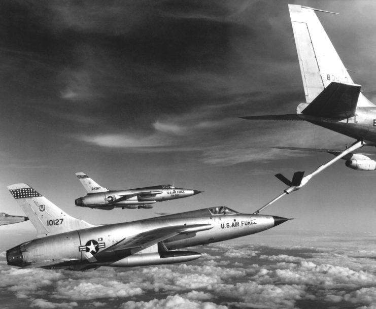 Republic F-105 Thunderchief refueling mid-flight