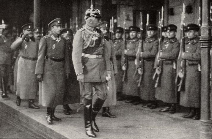 August von Mackensen walking in front of a row of Bulgarian soldiers