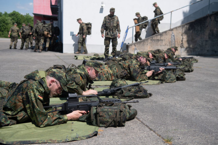 German reservists practice using the G36