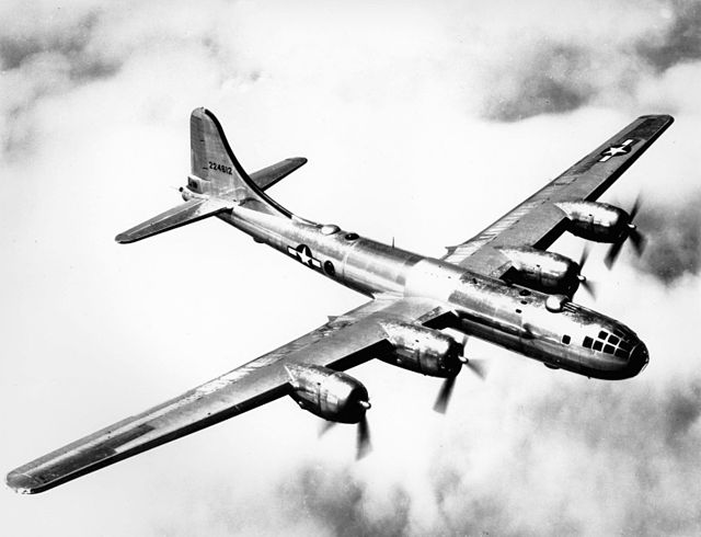 Boeing B-29 Superfortress в полете