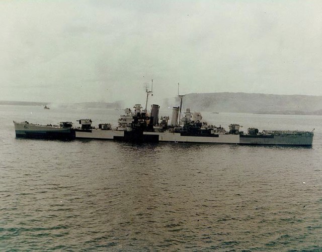 USS St. Louis (CL-49) at sea