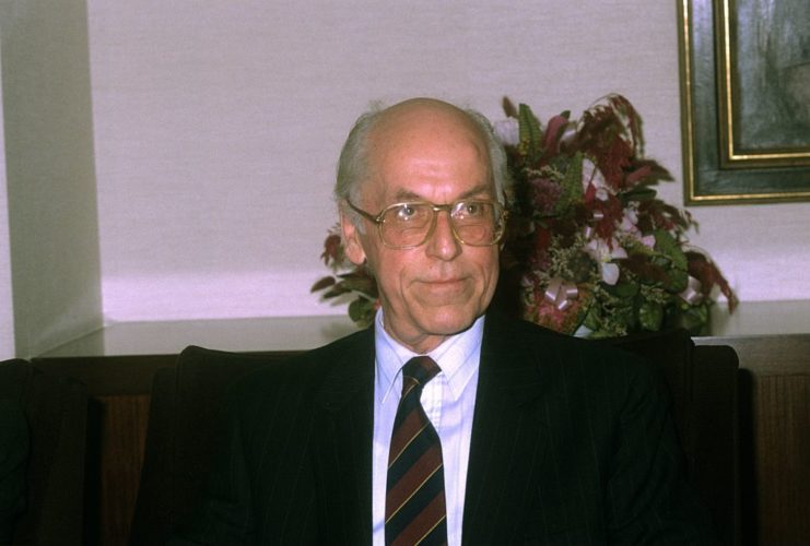 Estonian President Lennart Meri sitting on a couch