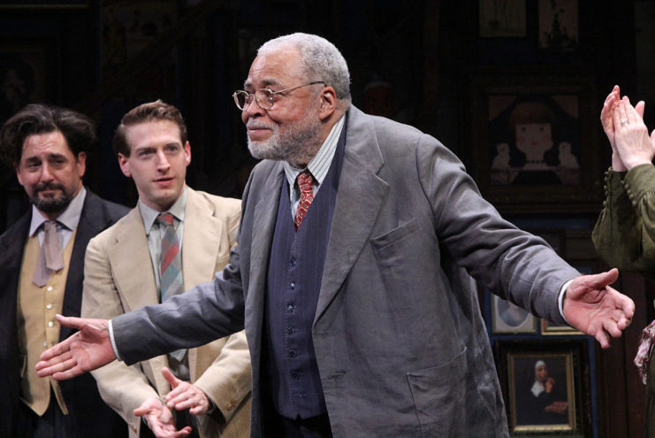 James Earl Jones bowing alongside his cast mates