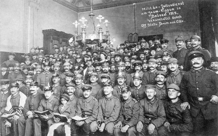 Jewish German soldiers sitting together
