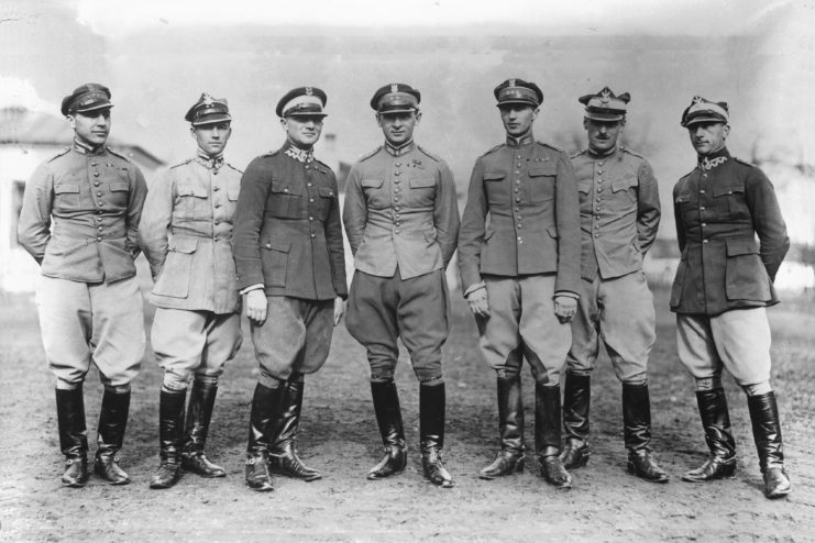 Adam Królikiewicz, Władysław Zgorzelski, Henryk Dobrzański, Karol Rómmel, Zdzisław Dziadulski, Kazimierz Szosland and Edmund Chojecki standing together