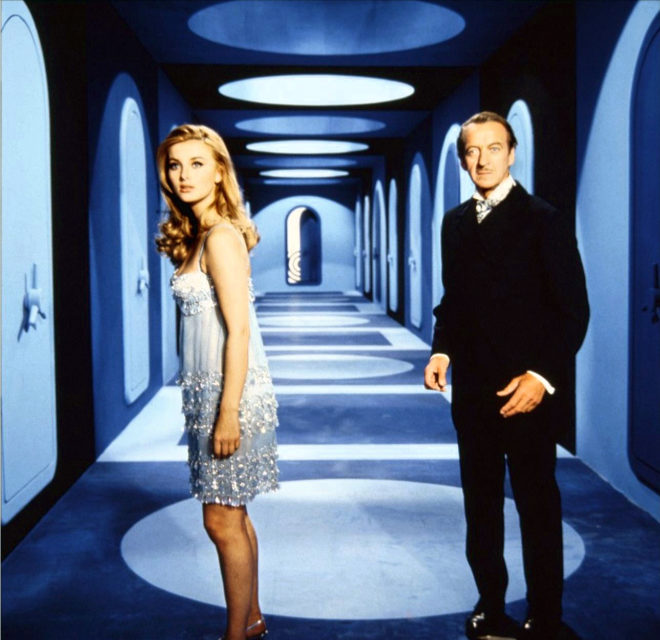 Barbara Bouchet and David Niven as Miss Moneypenny and James Bond in 'Casino Royale'