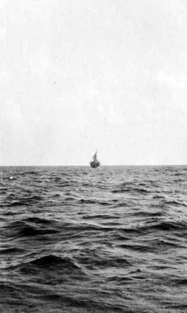 USS Cythera (SP-575) at sea