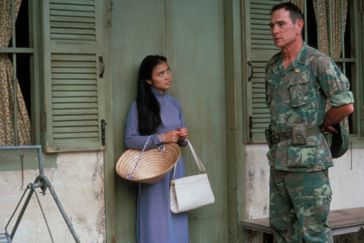 Hiep Thi Le and Tommy Lee Jones as Le Ly and Steve Butler in 'Heaven & Earth'