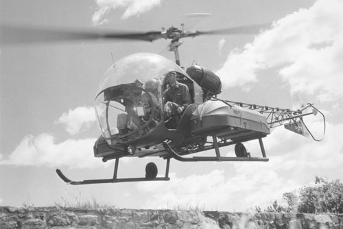 Bell H-13 Sioux in flight