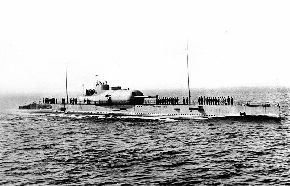French submarine Surcouf at sea