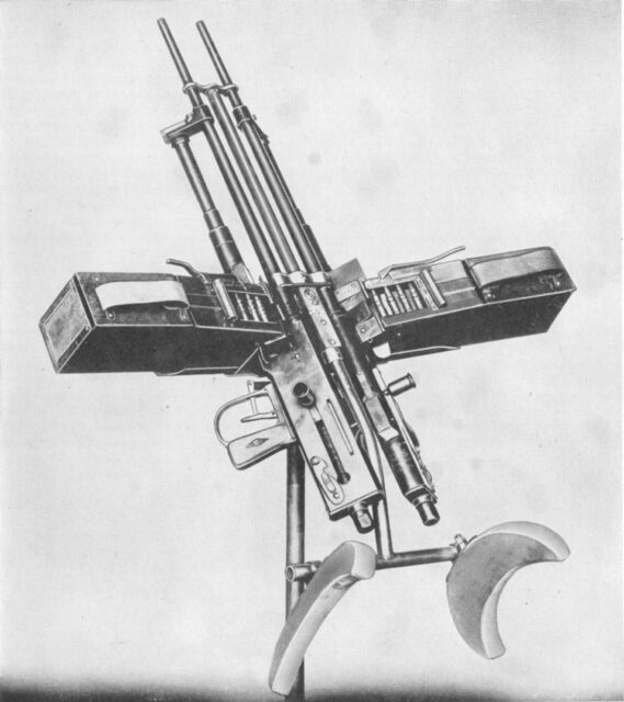 Drawing of a 7.5 mm Darne machine gun fixed to a dual mount