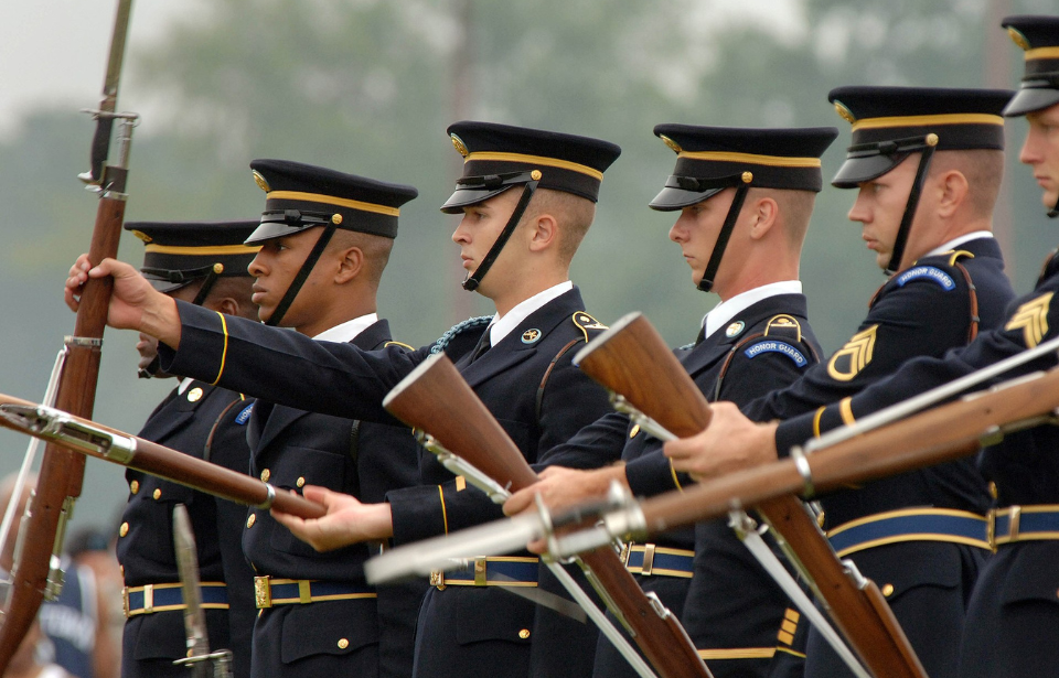 Members of the US 3rd Infantry Regiment's Drill Team holding M1903 Springfields