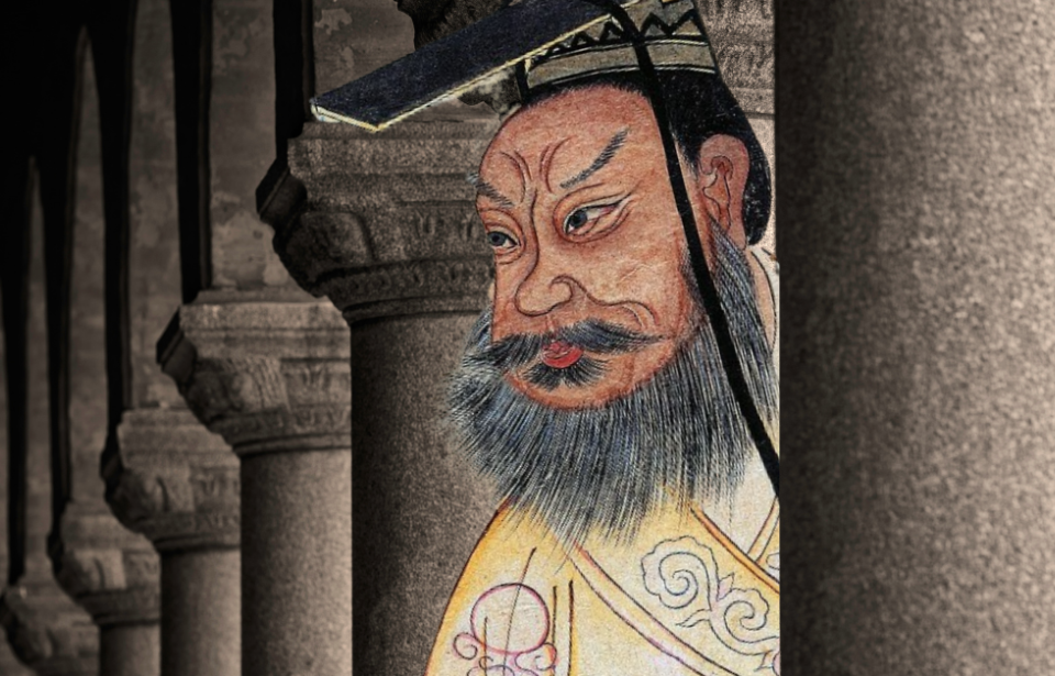 Zheng of Qin peeking out from behind a pillar