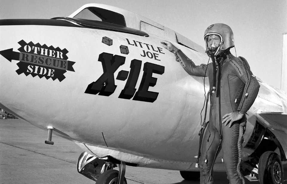 Joe Walker standing beside the Bell X-1E 'Little Joe'