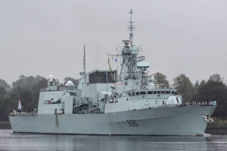HMCS Montréal (FFH-336) leaving port