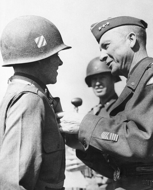 Alexander Patch placing the Medal of Honor around Audie Murphy's neck