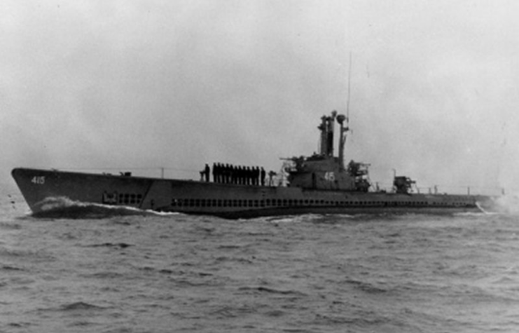 USS Stickleback (SS-415) at sea