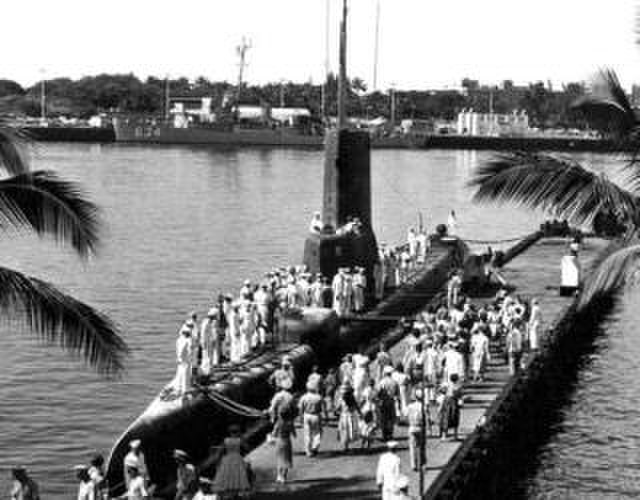 USS Stickleback (SS-415) anchored at port