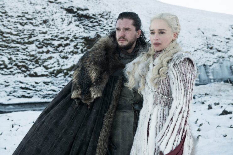 Kit Harington and Emilia Clarke as Jon Snow and Daenerys Targaryen in 'Game of Thrones'