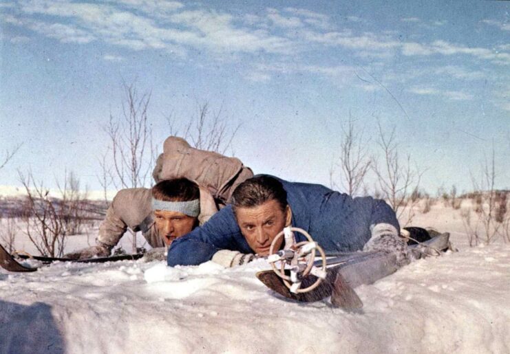 Richard Harris and Kirk Douglas as Dr. Rolf Pedersen and Knut Straud in 'The Heroes of Telemark'