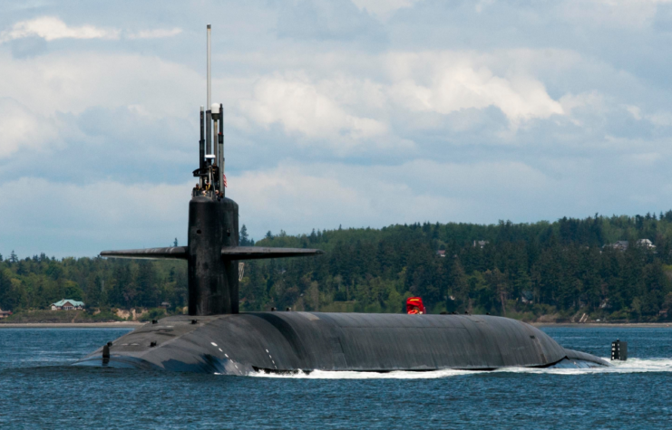 USS Alabama (SSBN-731) leaving port