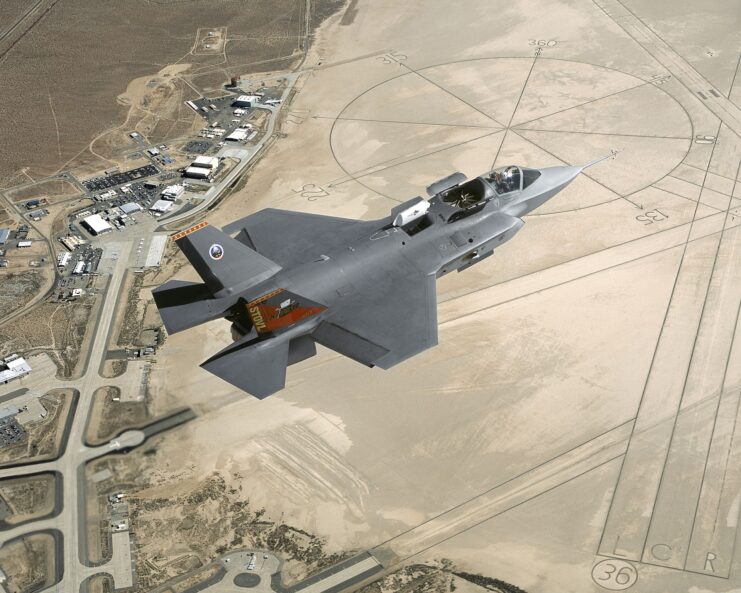 Lockheed Martin X-35B in flight