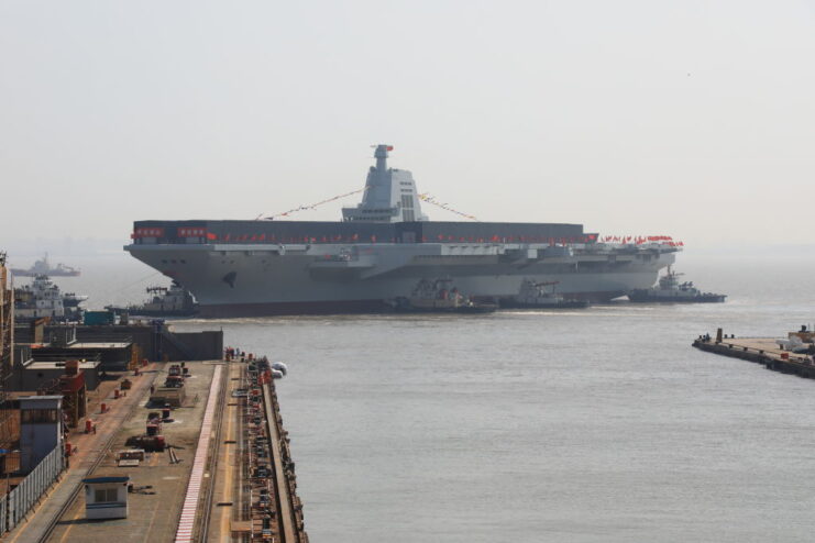 Type 003 Fujian at port