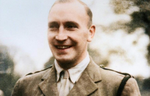Paddy Mayne standing in his military uniform