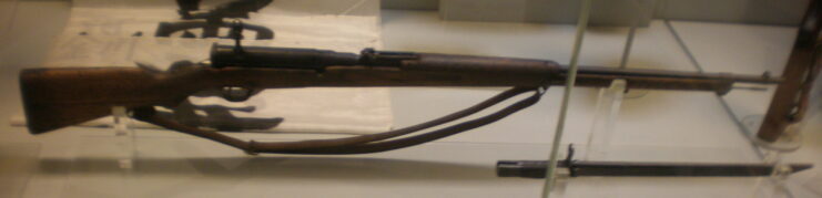 Arisaka Type 99 rifle and a bayonet on display